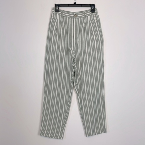 Madewell The Tailored Tapered Pant in Striped
Linen-Blend. Size 0. Green & White - Picture 4 of 14